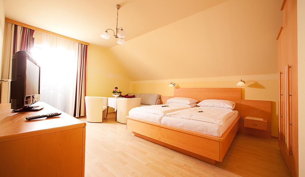 Hotel Moenichwalderhof Monichwald 部屋 写真