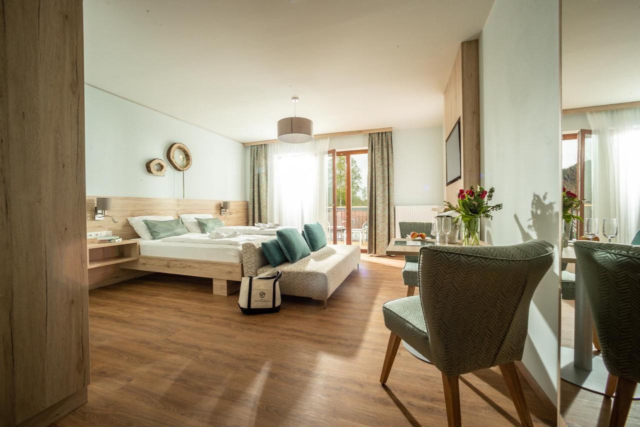 Hotel Moenichwalderhof Monichwald エクステリア 写真