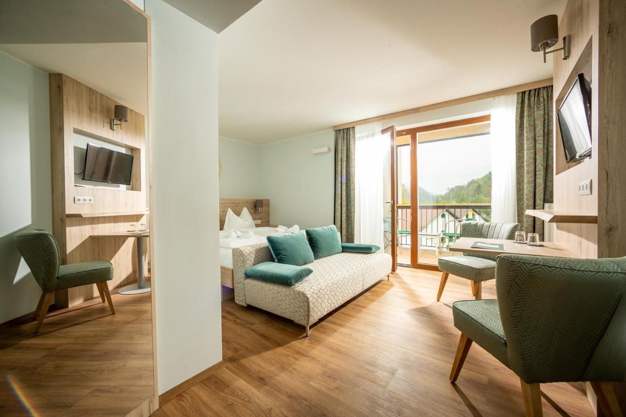 Hotel Moenichwalderhof Monichwald エクステリア 写真